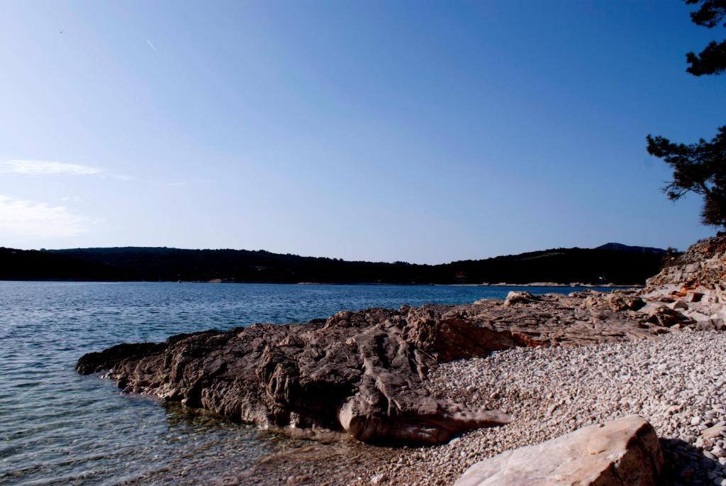 Pansion Ana Hotel Mali Lošinj Kültér fotó