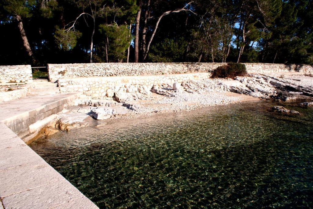 Pansion Ana Hotel Mali Lošinj Kültér fotó